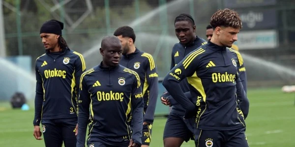 Fenerbahçe, Konyaspor maçı hazırlıklarını Can Bartu'da sürdürdü