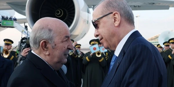 Cumhurbaşkanı Erdoğan, Cezayir Cumhurbaşkanı Tebbun'u Esenboğa'da karşıladı