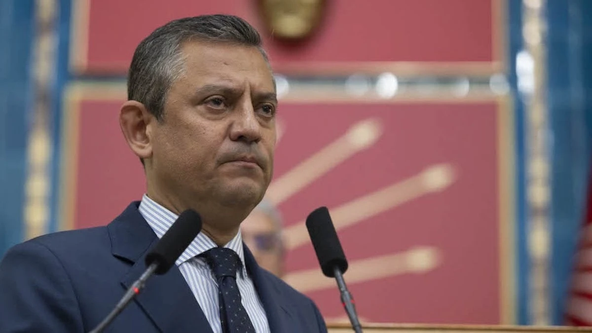 Özgür Özel'den ikinci mesaj vakası: Burcu Köksal'a atılan iddia