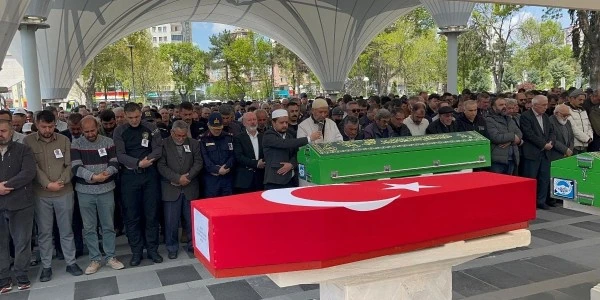 Kayseri’de terör gazisi polis memuru Mehmet Emrullah Kaya defnedildi