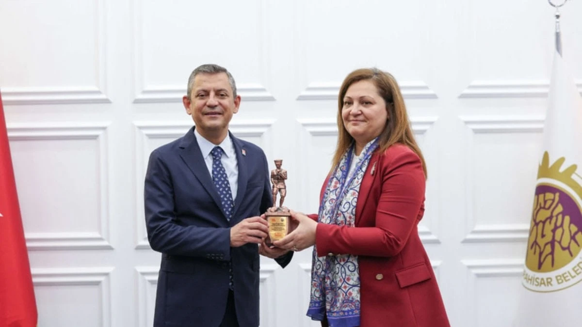 Özgür Özel: Burcu Köksal’ı arıyoruz, iddialar güçleniyor