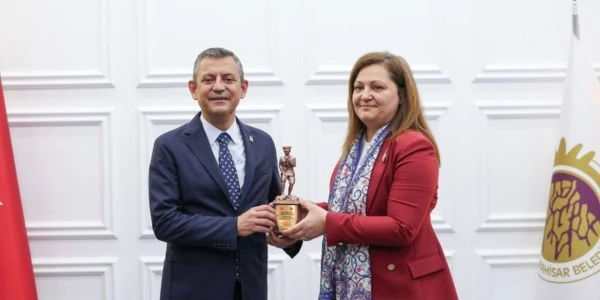 Özgür Özel: Burcu Köksal’ı arıyoruz, iddialar güçleniyor