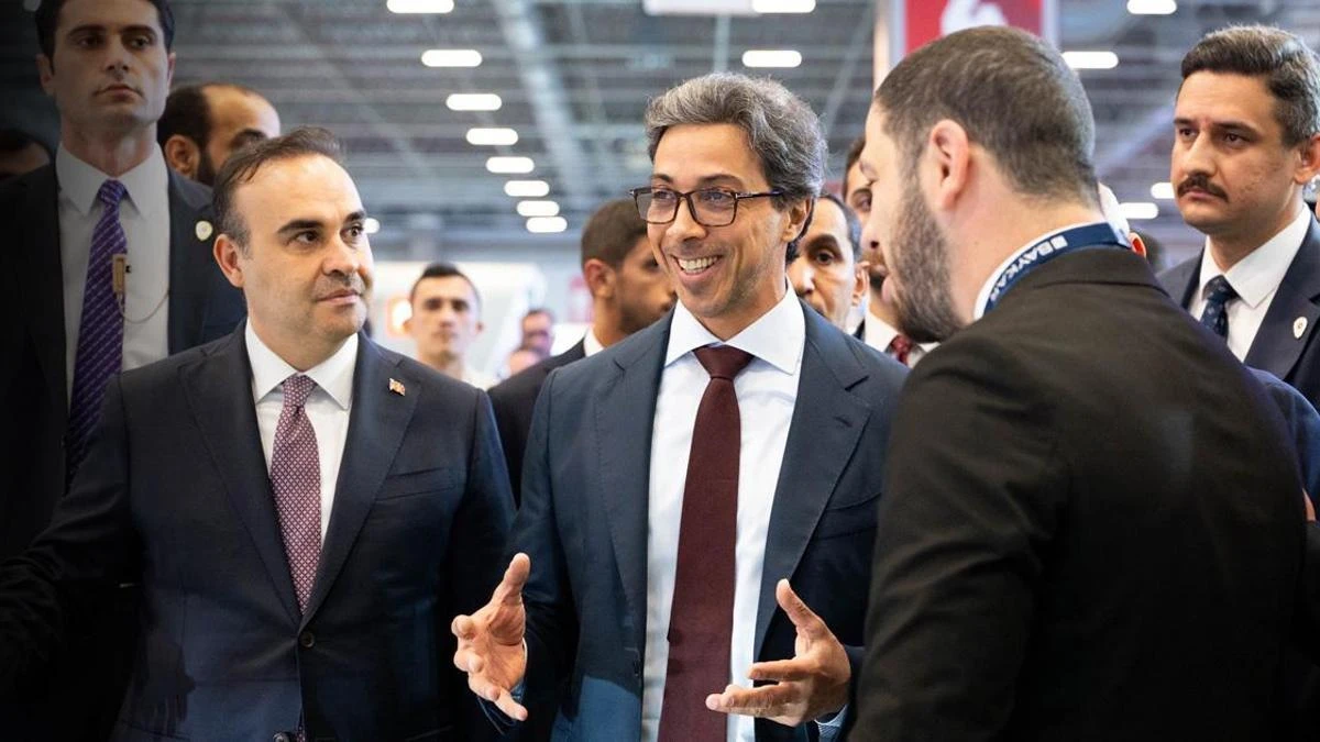 BAE Başkan Yardımcısı Nahyan, SAHA EXPO 2026 fuarını ziyaret etti