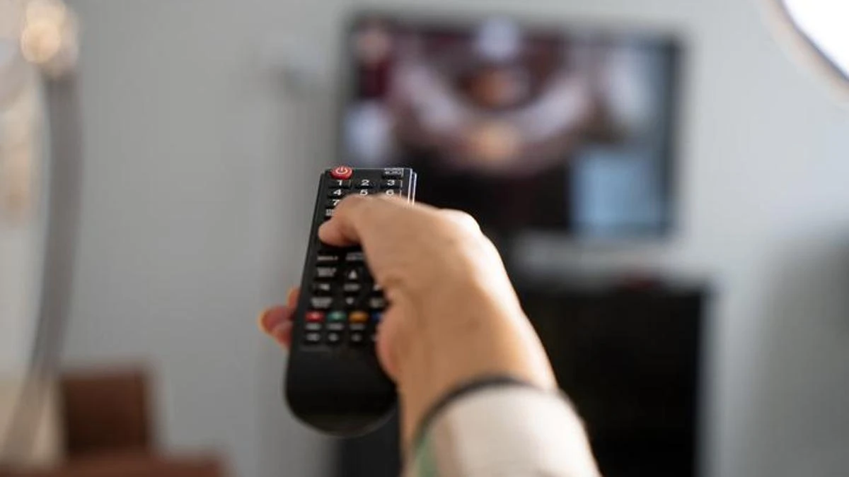 9 Mayıs Cumartesi TV yayın akışı: Hangi kanalda ne var?