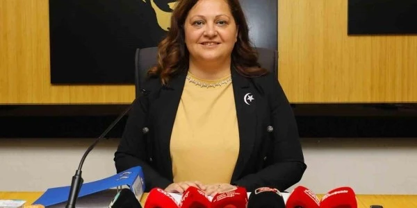 Burcu Köksal’ın AK Parti'ye geçiş iddiası ve Kılıçdaroğlu görüşmesi