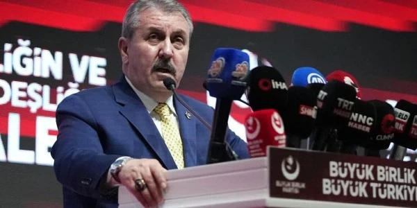 Destici: Emekliye Kurban Bayramı'nda 10 bin lira verilsin çağrısı