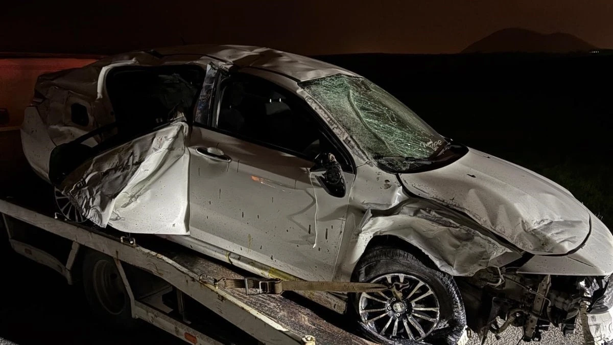 Kayseri'de takla atan otomobilde anne ve oğlu ağır yaralandı