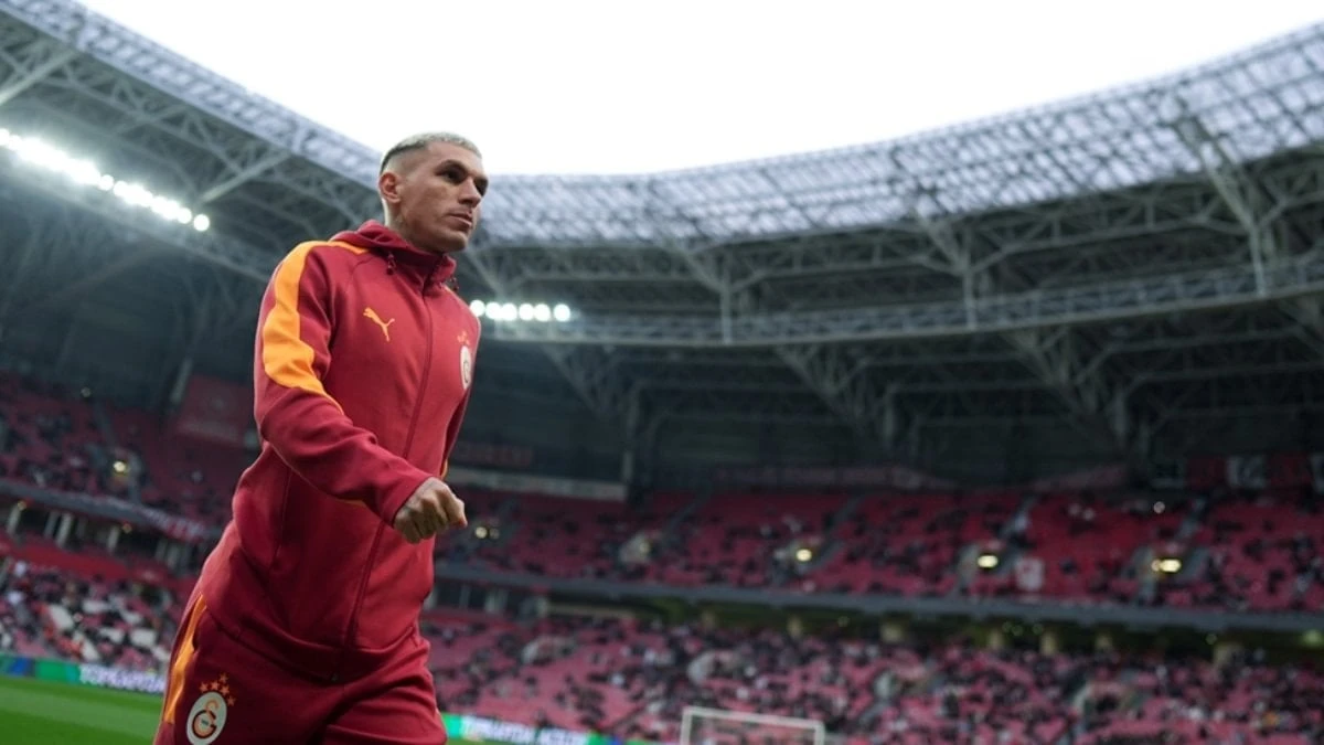 Galatasaraylı Lucas Torreira Beyoğlu'nda saldırıya uğradı