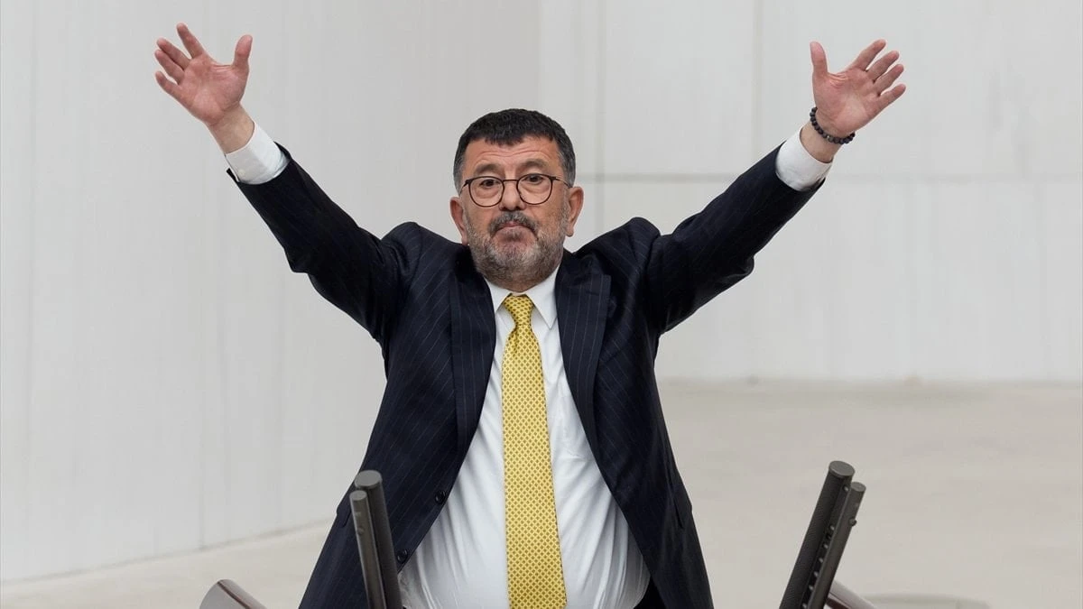 Veli Ağbaba'dan Gökhan Böcek'e: 'Zavallı adam, acıyorum'