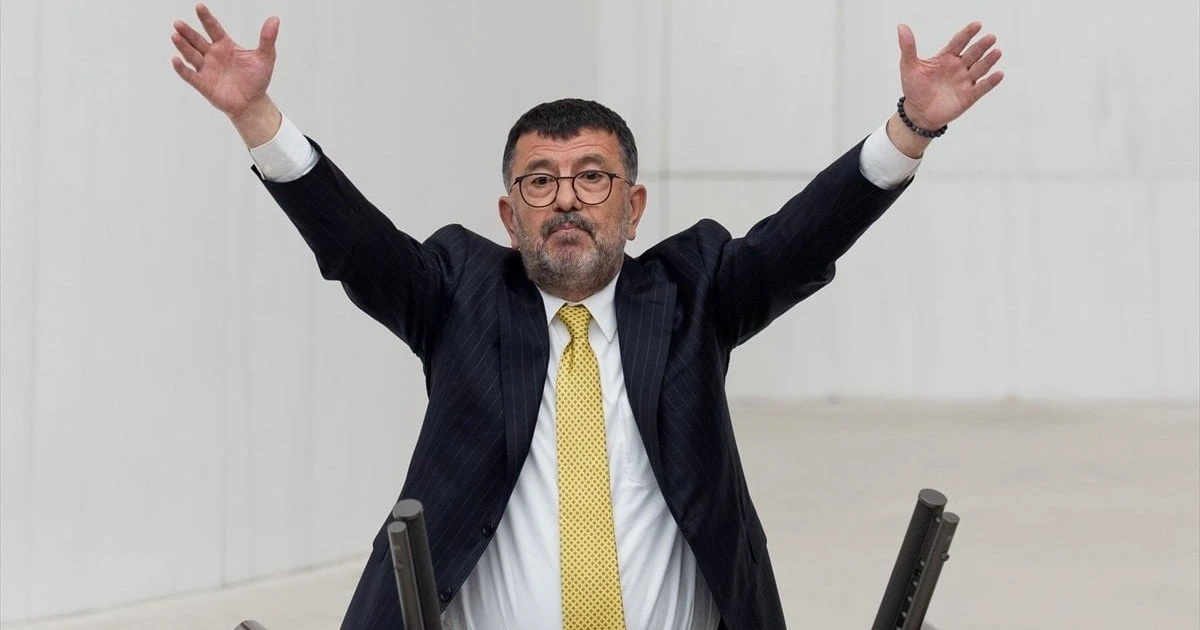 Veli Ağbaba'dan Gökhan Böcek'e: 'Zavallı adam, acıyorum'