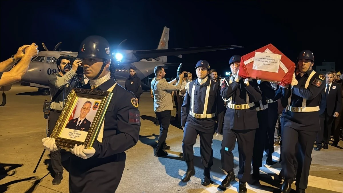 Şehit Uzman Çavuş Mehmet Demirbaş'ın naaşı Samsun'a getirildi