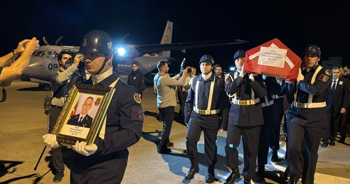 Şehit Uzman Çavuş Mehmet Demirbaş'ın naaşı Samsun'a getirildi