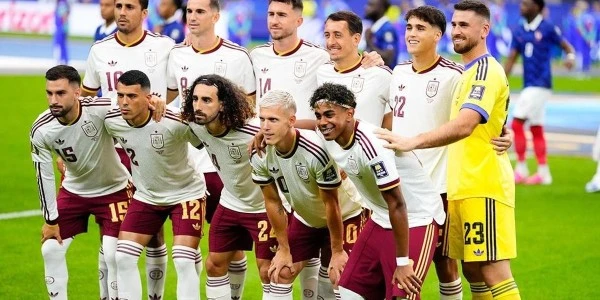 Dünya Kupası'nda ilk finalist İspanya: Fransa 2-0 mağlup