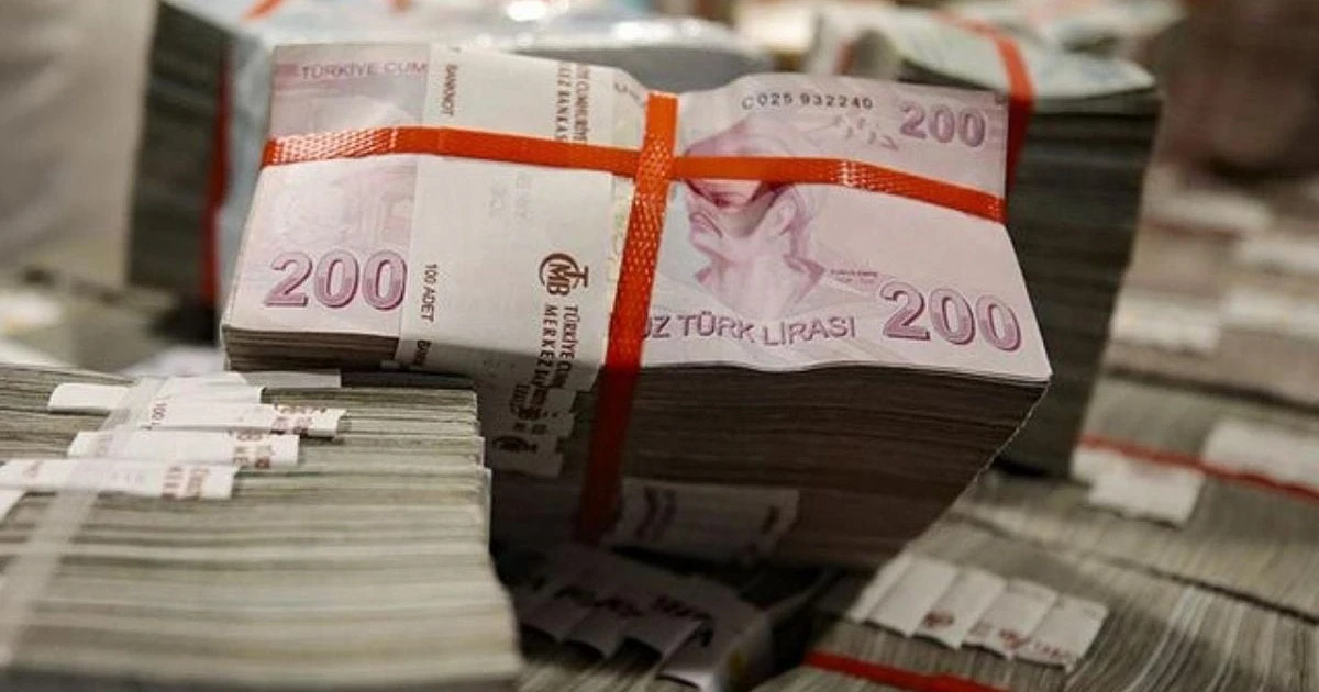 Fitch, Türkiye’nin kredi notunu 'BB-' ve görünümü 'durağan' teyit etti