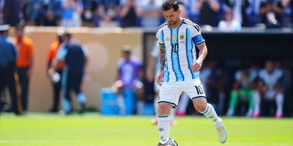 Lionel Messi, Dünya Kupası'nda 3 final oynayan ikinci oyuncu oldu