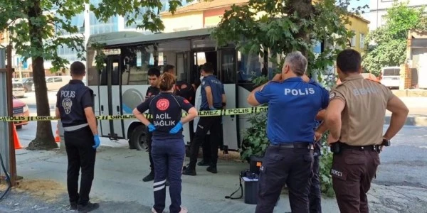 Sultangazi'de haber alınamayan servis şoförü aracında ölü bulundu