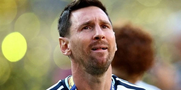 Lionel Messi: "Acımız çok büyük, bu yaranın kapanması zaman alacak"