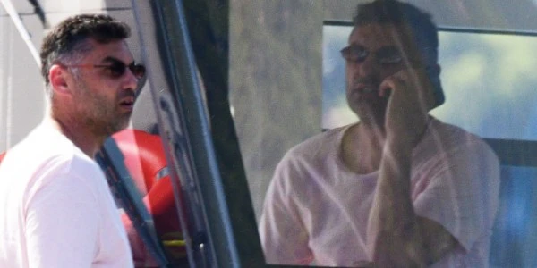 Burak Yılmaz Torba'da Teknesiyle Sakin Bir Öğle Geçirdi