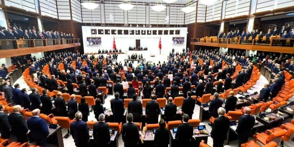 TBMM'nin yeni haftası: Üniversite affı ve çocuk suçlulara cezalar