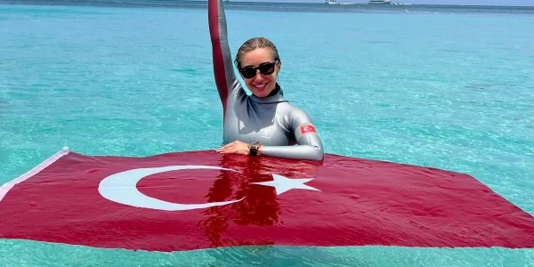 Şahika Ercümen Türkiye Şampiyonası'nda 2 altın madalya sevinciyle