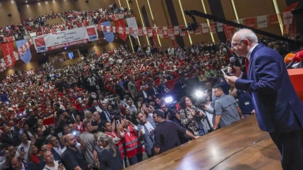 CHP üye törenine 'figüran taşındı' iddiası üzerine soruşturma