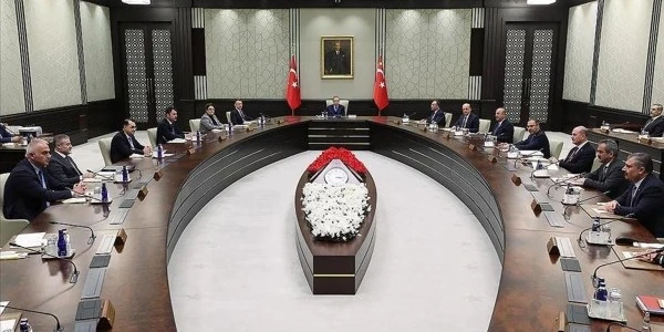 Erdoğan başkanlığında MYK: 'Terörsüz Türkiye' düzenlemesi