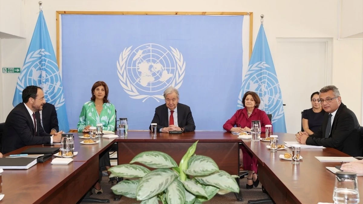 Kıbrıs'ta üçlü görüşme tamamlandı: Guterres 'Beş artı Bir'e onay