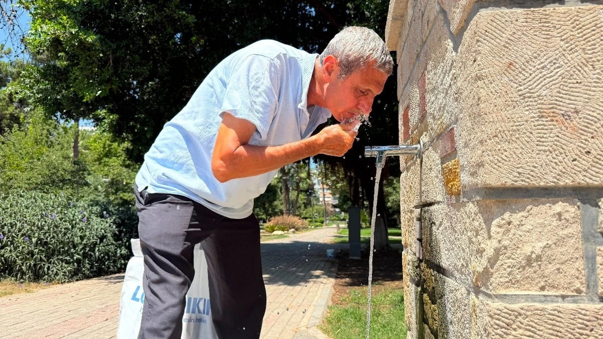 Adana'da termometre 42°C'yi gösterdi; hissedilen 50 dereceye ulaştı
