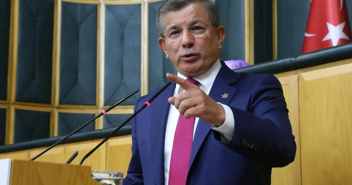 Davutoğlu siyaseti bıraktı: Gelecek Partisi’ni resmen lağvetti