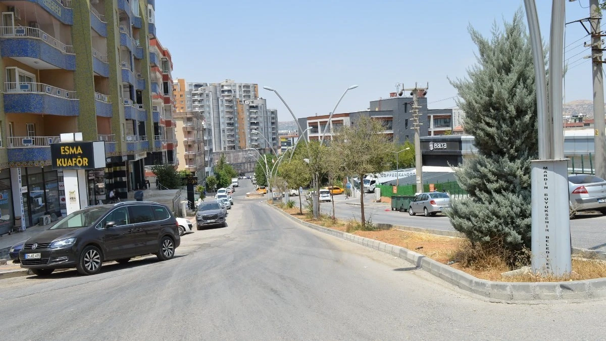 Mardin'de 40°C Üstü Sıcaklık: Sokaklar Boş, Parklar Doldu Bugün
