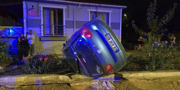 Subaşı'da Takla Atan Otomobil Bahçeye Girdi, Sürücü Yaralandı