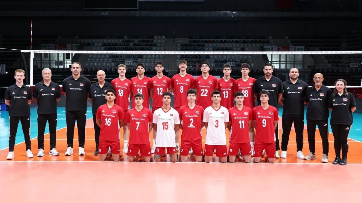 U17 Erkek Milli Voleybol Takımı Balkan Şampiyonası'nda Tiran'da