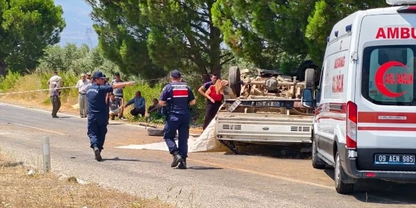Aydın'da devrilen kamyonette 3 kişi yaşamını yitirdi