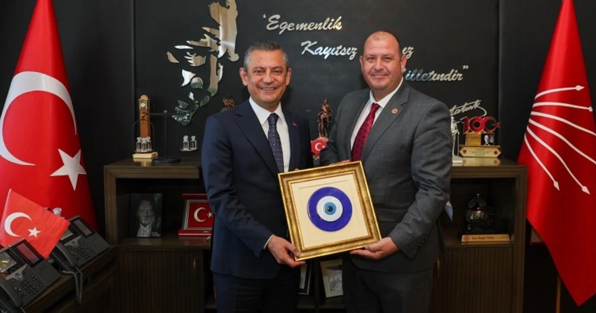 Özgür Özel'in İlkay Çiçek sözleri rüşvet mesajlarıyla gündemde