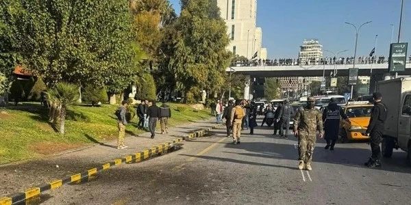 Şam'da minibüste şiddetli patlama: ölü ve yaralılar bildirildi