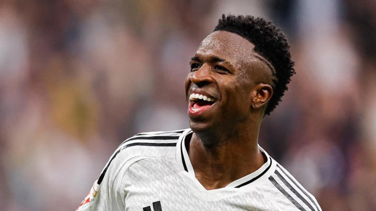 Vinícius Jr. Real Madrid'de kaldı: 2032'ye kadar yeni sözleşme