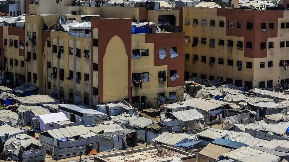 Gazze'de çadırlarda yaşam mücadelesi: Sıcaklık ve yoksulluk