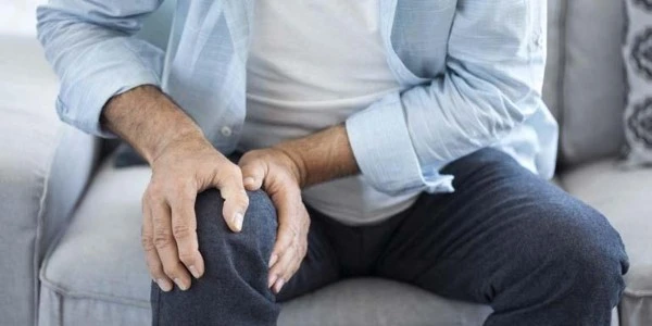 Kronik Bel ve Bacak Ağrısı Günlük Yaşam Kalitesini Düşürebilir