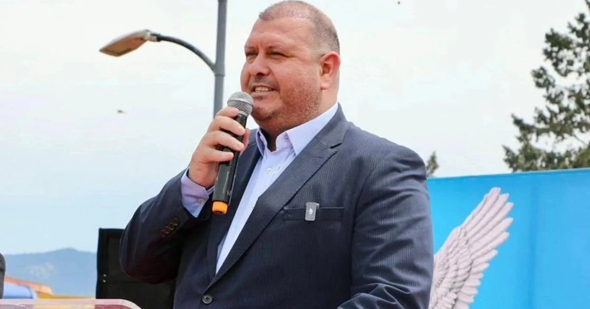 İzmir'de Menderes Belediye Başkanı İlkay Çiçek tutuklandı