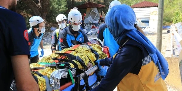 Manisa'da UMKE Haftası'nda üç afet senaryosunun tatbikatı