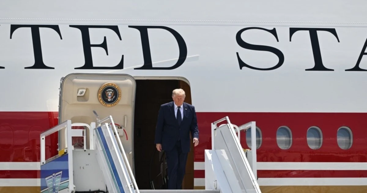 Trump, İran tehdidi nedeniyle Ankara'dan gizli uçuşla ayrıldı