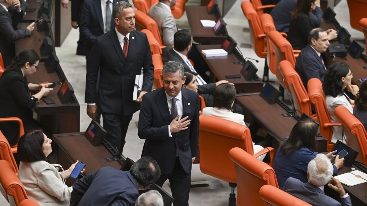 Özgür Özel: Çerçeve yasa oylamasında vicdan serbestliği tercih edildi