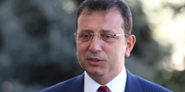 Ekrem İmamoğlu CHP'den istifa ederek Yeni Parti'ye katıldı