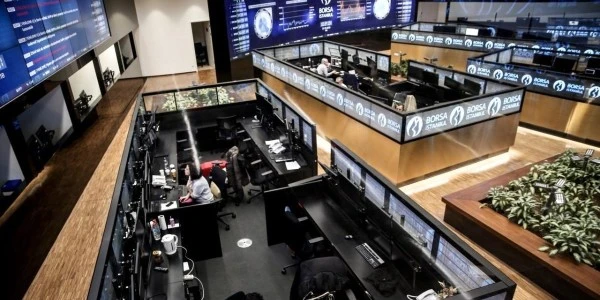 BIST 100 yüzde 2,96 yükselerek günü 14.110,14'ten kapattı