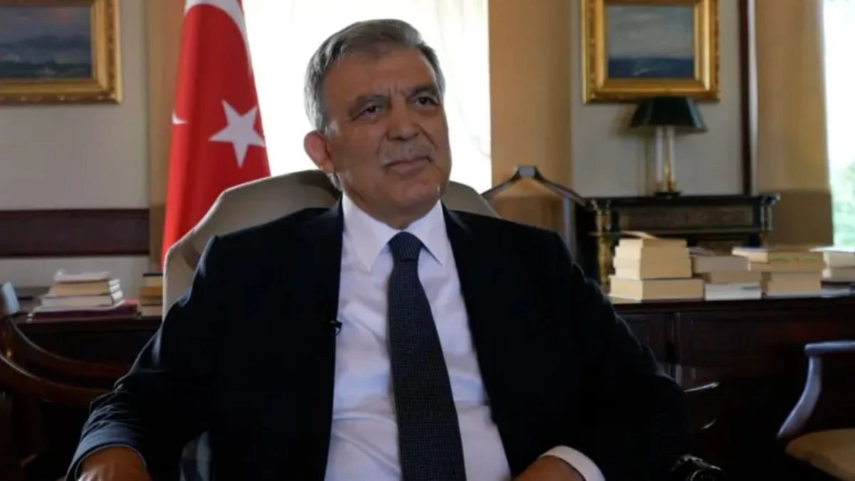 Abdullah Gül: AK Parti ilk dönem vizyonuyla yönetilmeli