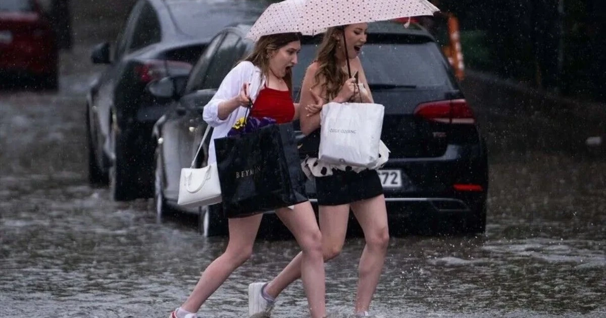 Meteoroloji'den 11 ilde kuvvetli sağanak ve gök gürültülü uyarı