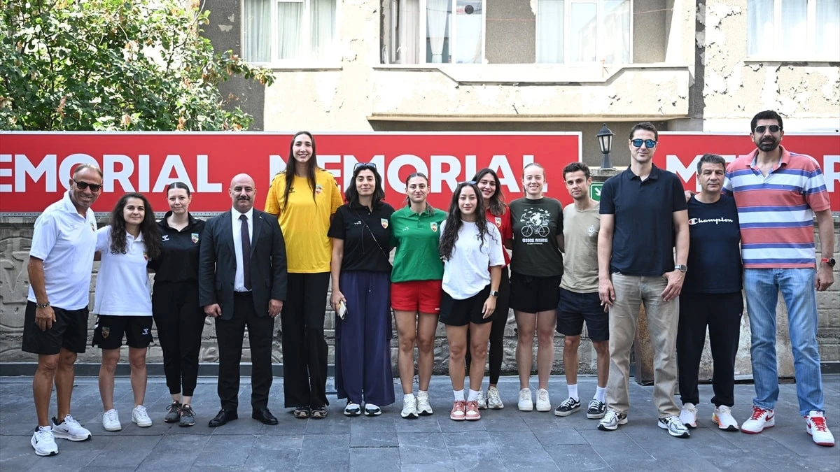 Melikgazi Kayseri Basketbol oyuncuları sağlık kontrolünden geçti