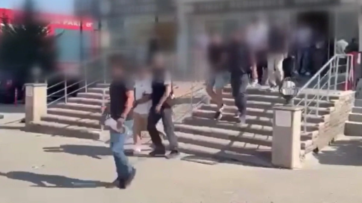 Ankara'da fuhuş operasyonu: Eryaman'da 14 şüpheli yakalandı