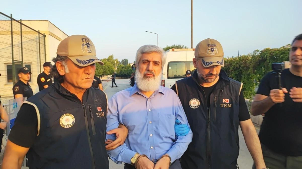 Adana'da Furkan Vakfı'na Operasyon: Alparslan Kuytul Gözaltında