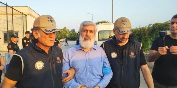 Adana'da Furkan Vakfı'na Operasyon: Alparslan Kuytul Gözaltında